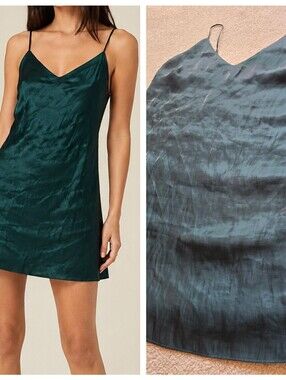 aritzia green velvet dress Anthropologie Velvet Somerset Maxi Dress Review